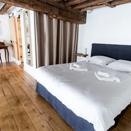 Lys Private Duplex *